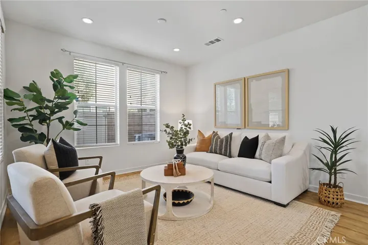 43 Prominence, Lake Forest, California 92630
