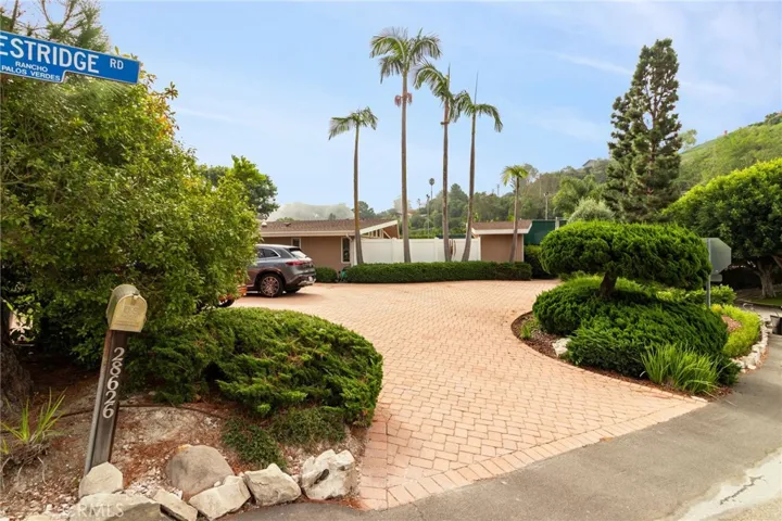 28626 Crestridge Road, Rancho Palos Verdes, California 90275