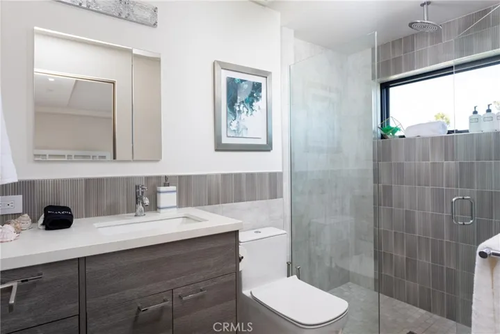 356 Dahlia Place, Corona Del Mar, California 92625