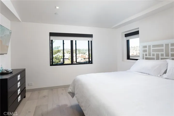 356 Dahlia Place, Corona Del Mar, California 92625
