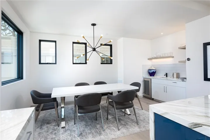 356 Dahlia Place, Corona Del Mar, California 92625