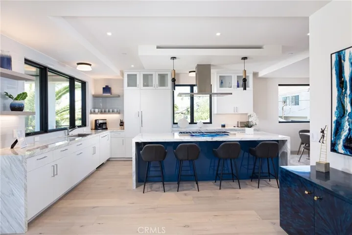 356 Dahlia Place, Corona Del Mar, California 92625