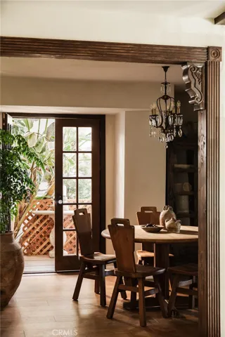 718 Sunnyhill Drive, Los Angeles, California 90065