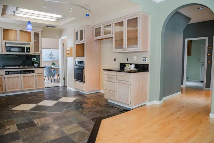 8300 Kiawah Court, Elk Grove, California 95758