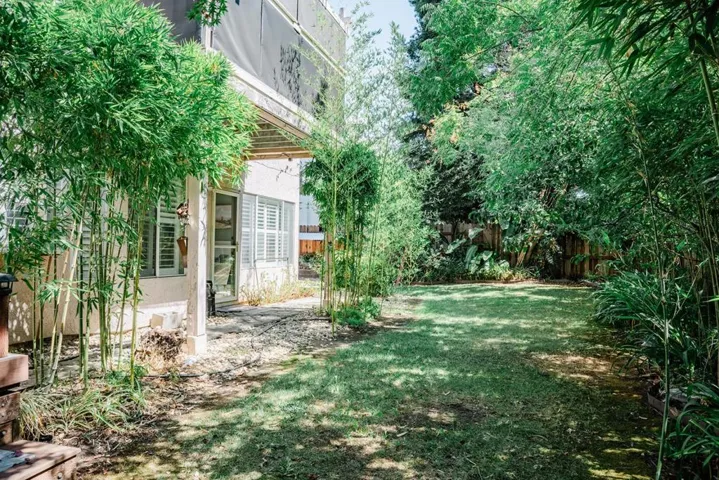 8300 Kiawah Court, Elk Grove, California 95758