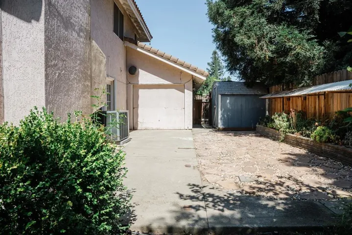 8300 Kiawah Court, Elk Grove, California 95758