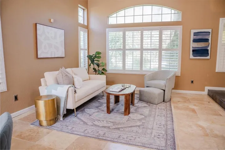 8300 Kiawah Court, Elk Grove, California 95758