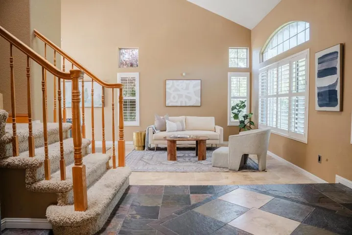 8300 Kiawah Court, Elk Grove, California 95758