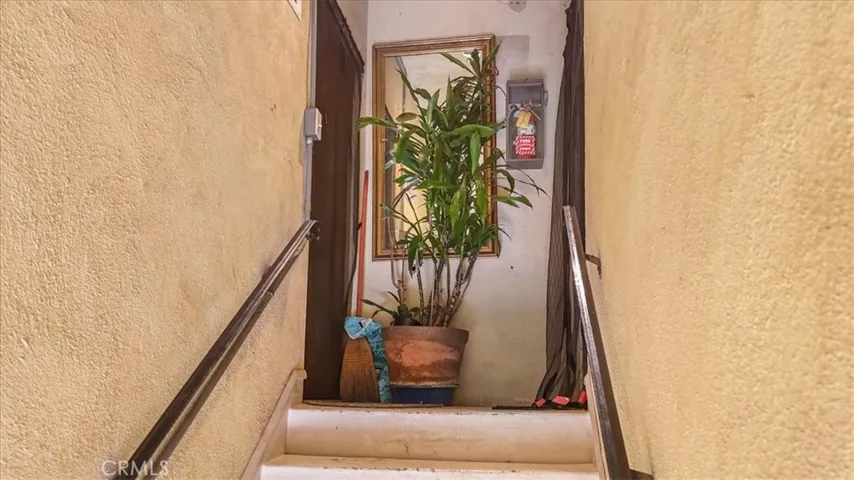 9706 9708&1/2 Alondra Boulevard, Bellflower, California 90706