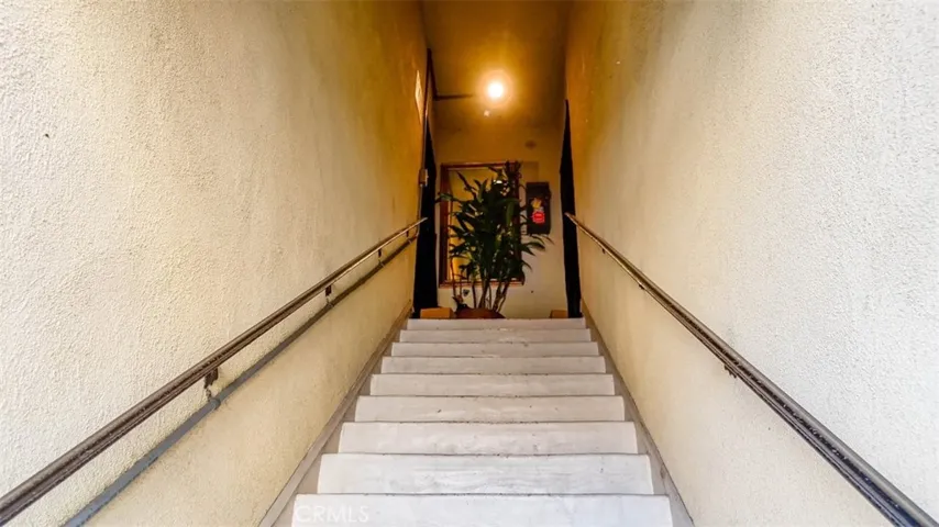 9706 9708&1/2 Alondra Boulevard, Bellflower, California 90706