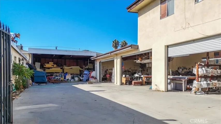 9706 9708&1/2 Alondra Boulevard, Bellflower, California 90706
