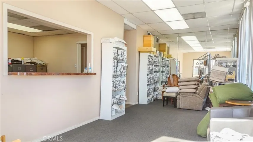 9706 9708&1/2 Alondra Boulevard, Bellflower, California 90706