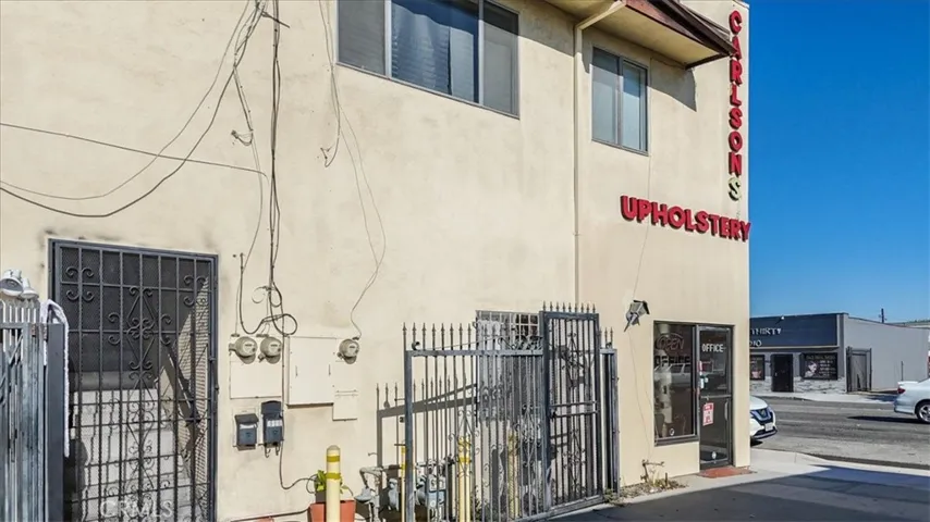 9706 9708&1/2 Alondra Boulevard, Bellflower, California 90706