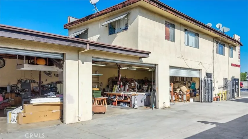9706 9708&1/2 Alondra Boulevard, Bellflower, California 90706