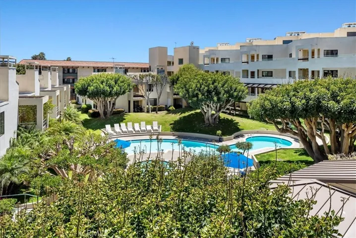 530 The Vlg 114, Redondo Beach, California 90277
