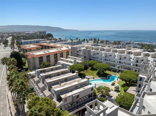 530 The Vlg 114, Redondo Beach, California 90277