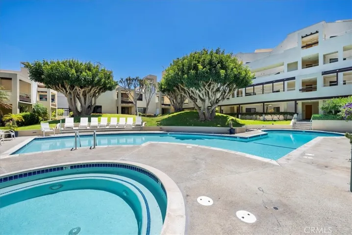530 The Vlg 114, Redondo Beach, California 90277