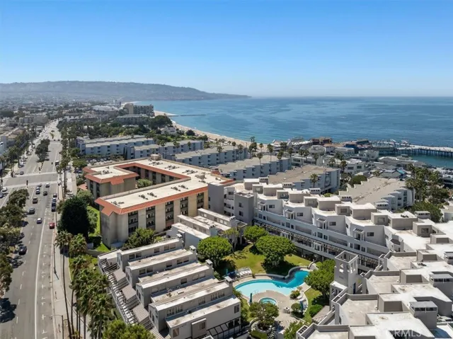 530 The Vlg 114, Redondo Beach, California 90277