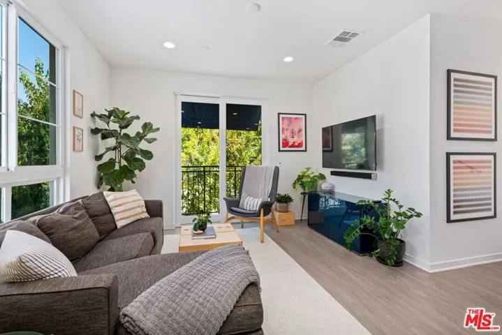 3002 Marathon Street, Los Angeles, California 90026
