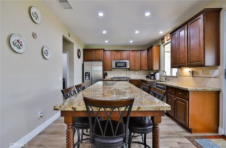 1789 Kapalua Bay Lane, Corona, California 92883