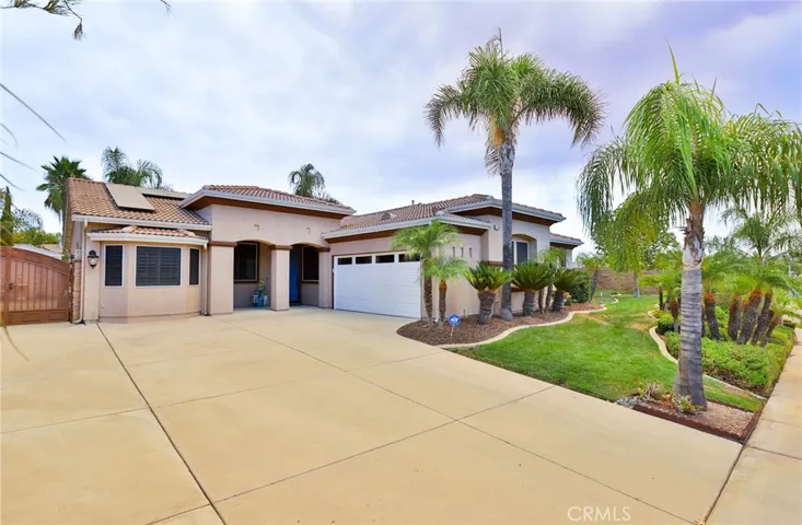 1789 Kapalua Bay Lane, Corona, California 92883