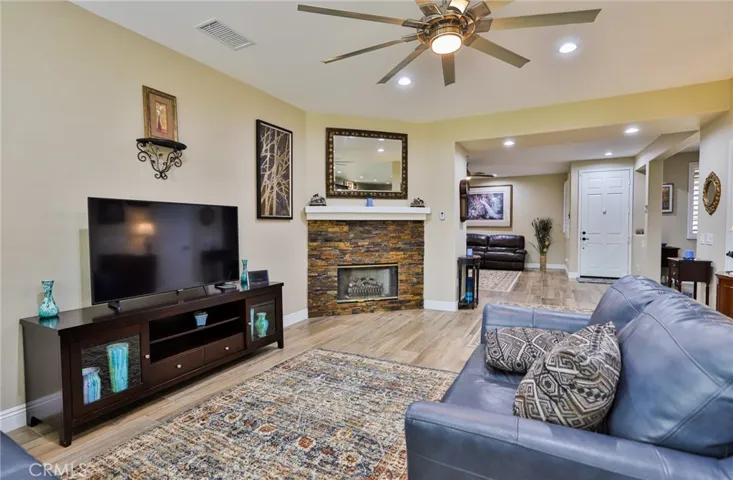 1789 Kapalua Bay Lane, Corona, California 92883