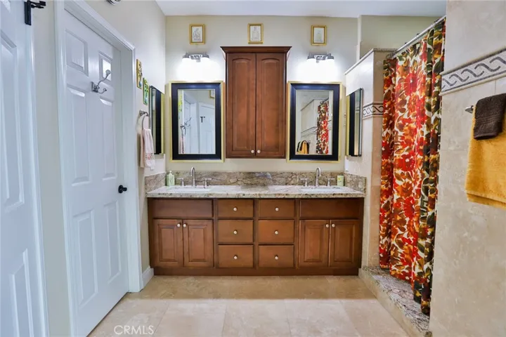 1789 Kapalua Bay Lane, Corona, California 92883