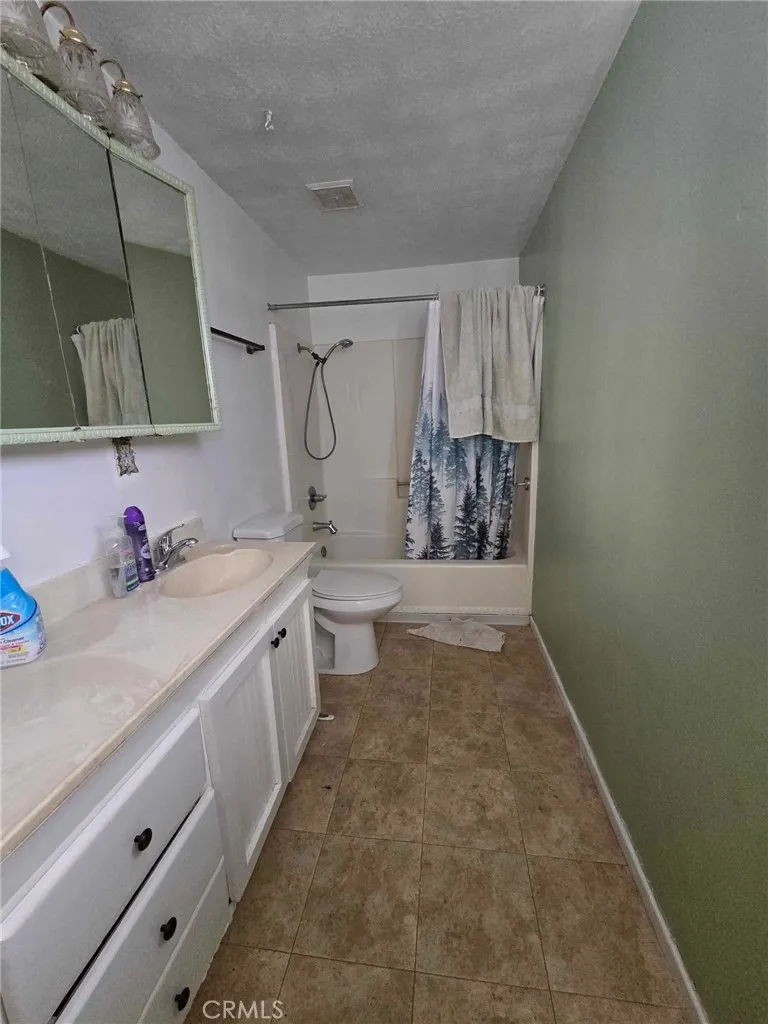 Bathroom front house.