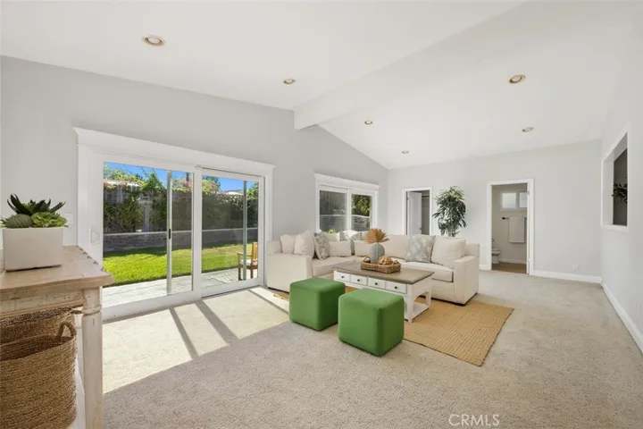 27540 Halescorner Road, Rancho Palos Verdes, California 90275