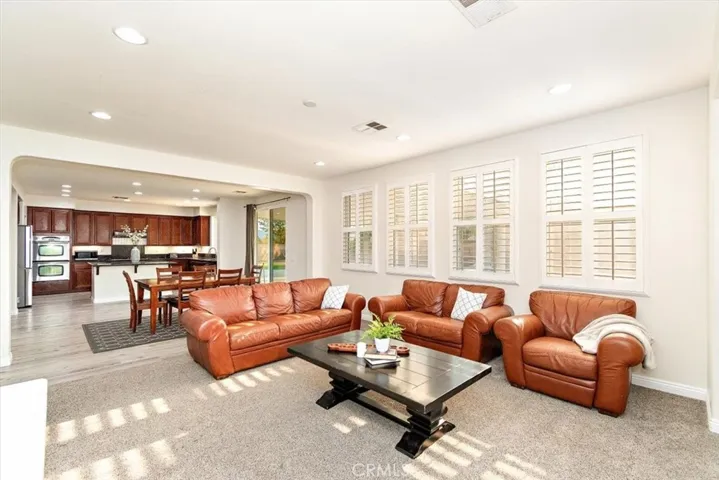 6629 Kenia Court, Corona, California 92880