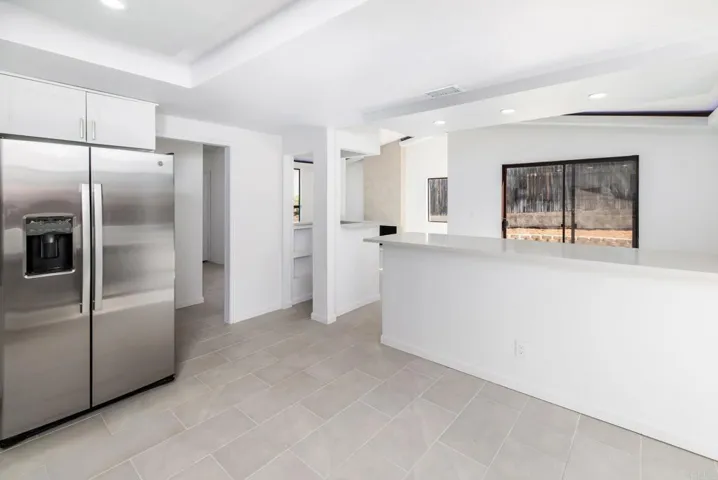 887 Willow Tree Lane, Fallbrook, California 92028