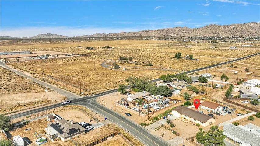 16817 Navajo Road, Apple Valley, California 92307