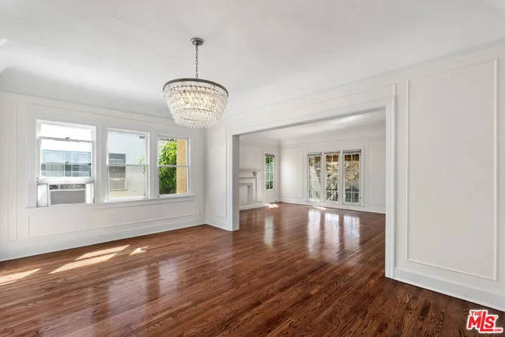 174 N Sycamore Avenue, Los Angeles, California 90036
