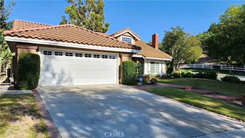 2058 Calle Leandro, San Dimas, California 91773