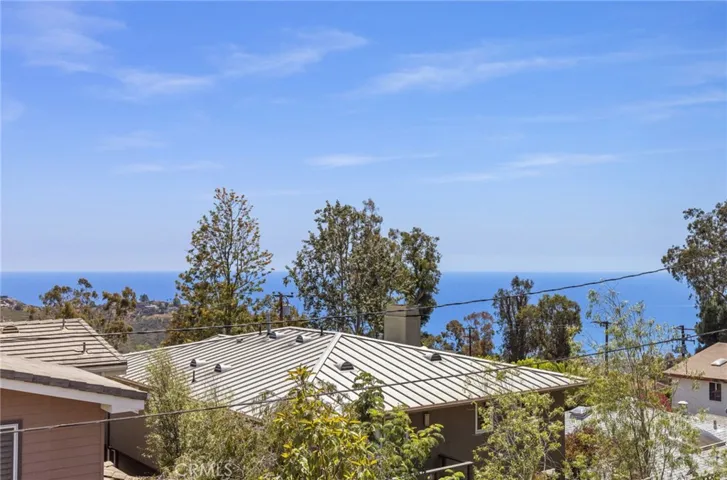 21562 Treetop Lane, Laguna Beach, California 92651