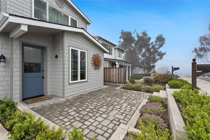 21562 Treetop Lane, Laguna Beach, California 92651