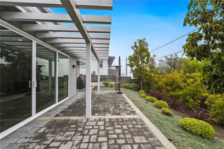 21562 Treetop Lane, Laguna Beach, California 92651