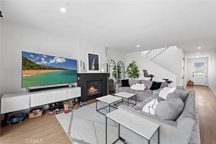21562 Treetop Lane, Laguna Beach, California 92651