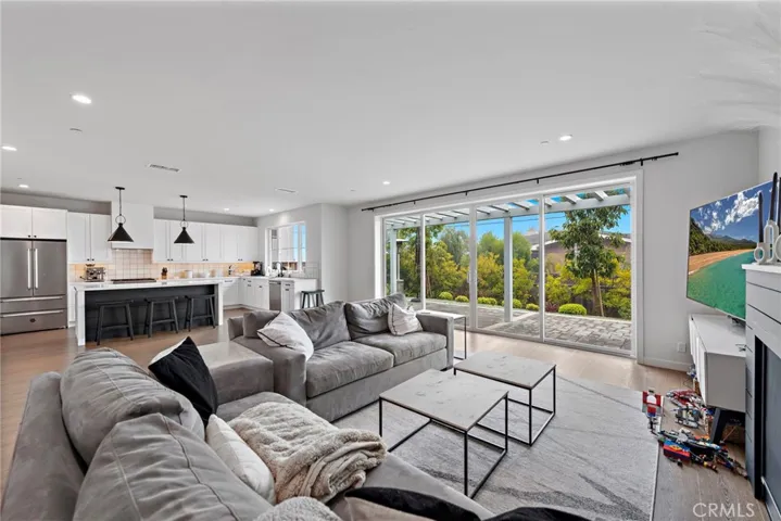 21562 Treetop Lane, Laguna Beach, California 92651
