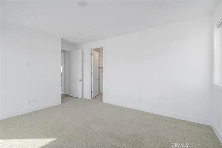 20422 W Willoughby Lane, Porter Ranch, California 91326