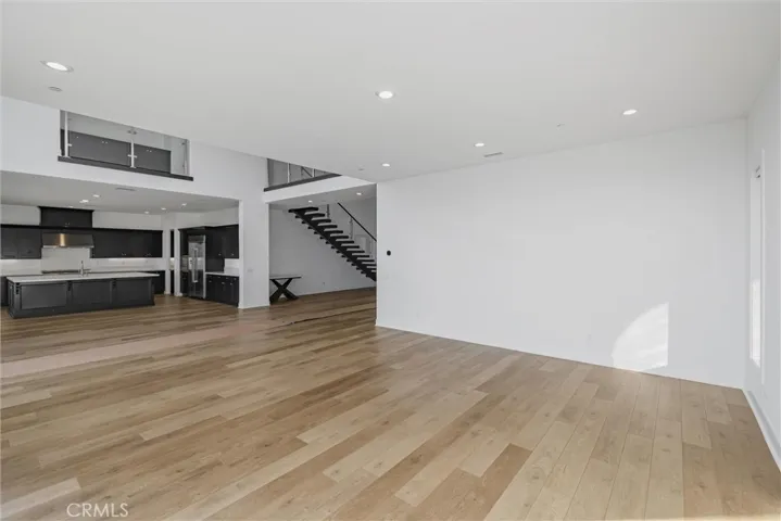 20422 W Willoughby Lane, Porter Ranch, California 91326