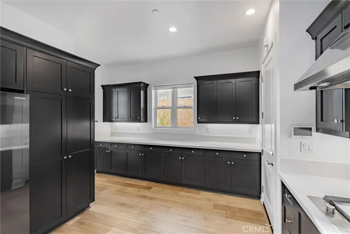 20422 W Willoughby Lane, Porter Ranch, California 91326