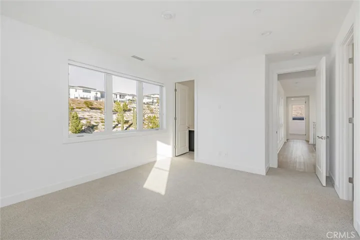 20422 W Willoughby Lane, Porter Ranch, California 91326