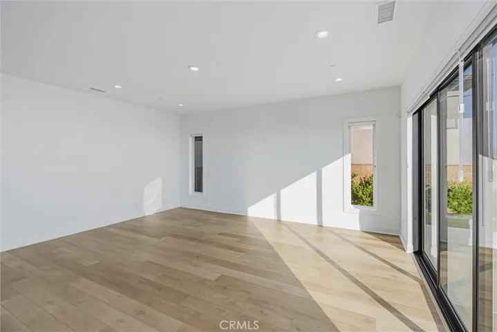 20422 W Willoughby Lane, Porter Ranch, California 91326