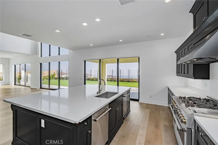 20422 W Willoughby Lane, Porter Ranch, California 91326
