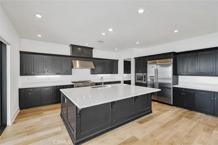 20422 W Willoughby Lane, Porter Ranch, California 91326