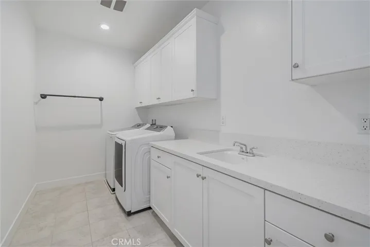 20422 W Willoughby Lane, Porter Ranch, California 91326