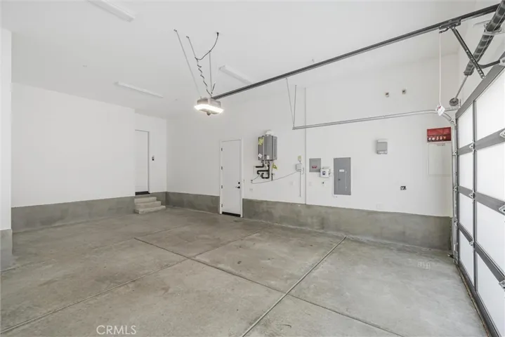20422 W Willoughby Lane, Porter Ranch, California 91326