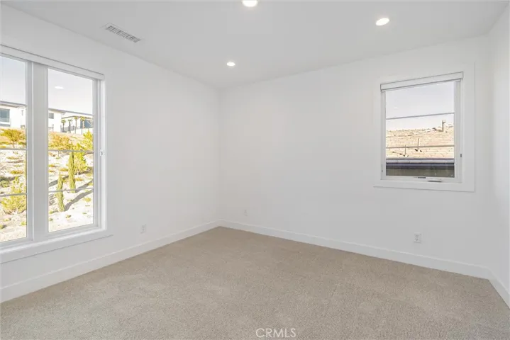 20422 W Willoughby Lane, Porter Ranch, California 91326