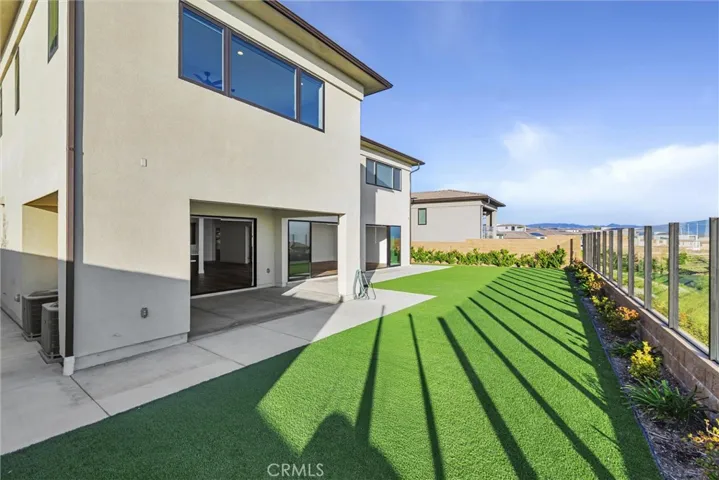 20422 W Willoughby Lane, Porter Ranch, California 91326